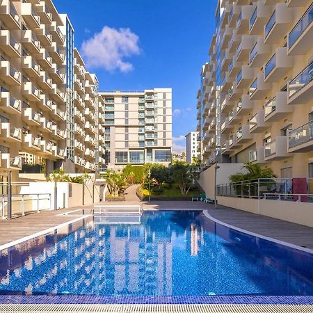 Blue Sky Apartment With Pool By Hr Madeira Фуншал Екстер'єр фото